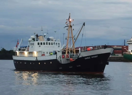 Museumsschiff „GAMLE OKSøY“ aus Norwegen besucht am 12. + 13.Juni Hamburg.